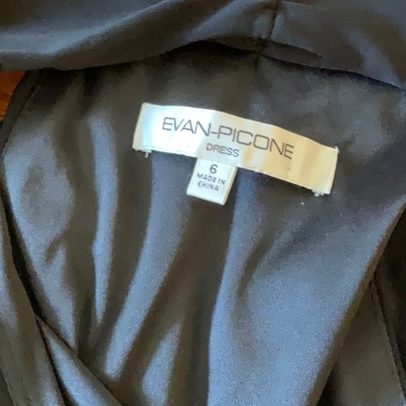 Evan Picone sz 6 black stretchy halter style pull on dress. - Picture 4 of 6